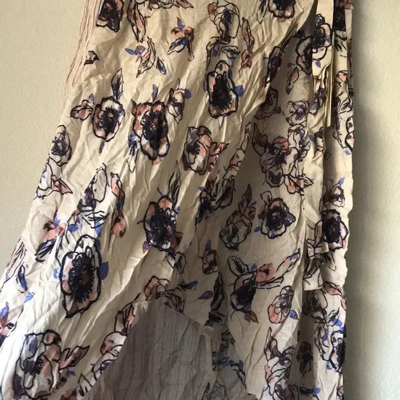 ❌donated❌Floral faux wrap and striped skirt - Picture 5 of 11